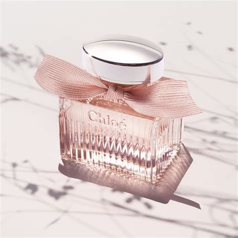 chloe eau de toilette perfume.